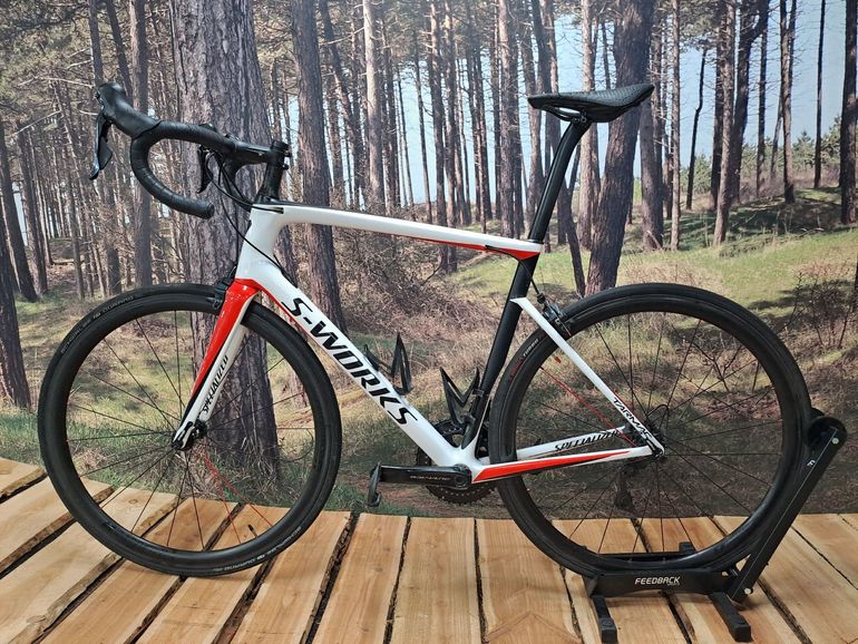 Used Specialized Tarmac 2019 Road & Gravel, White — image 2 of 5