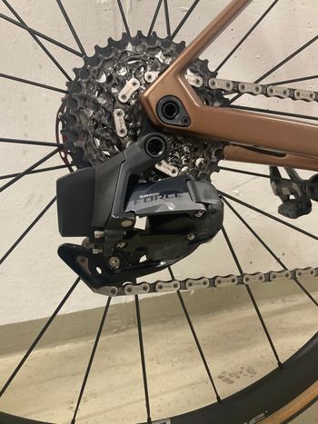 Used BMC Roadmachine TWO 2022 2022 Road & Gravel, Orange — image 5 of 9