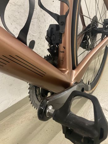 Used BMC Roadmachine TWO 2022 2022 Road & Gravel, Orange — image 3 of 9