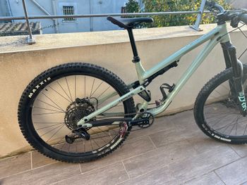 Used Commencal META TR ORIGIN 2022 2022 Mountainbike, Green, 29 — image 4 of 5