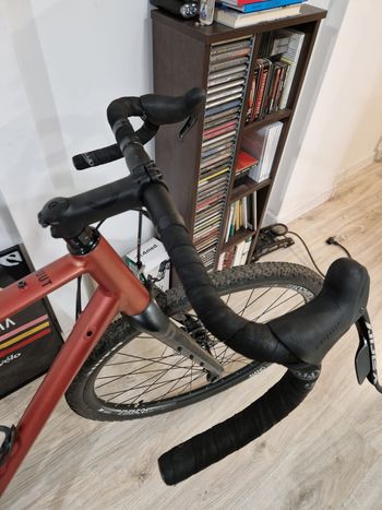 Used Rondo Ruut AL 2023 2023 Road & Gravel, Orange — image 10 of 18
