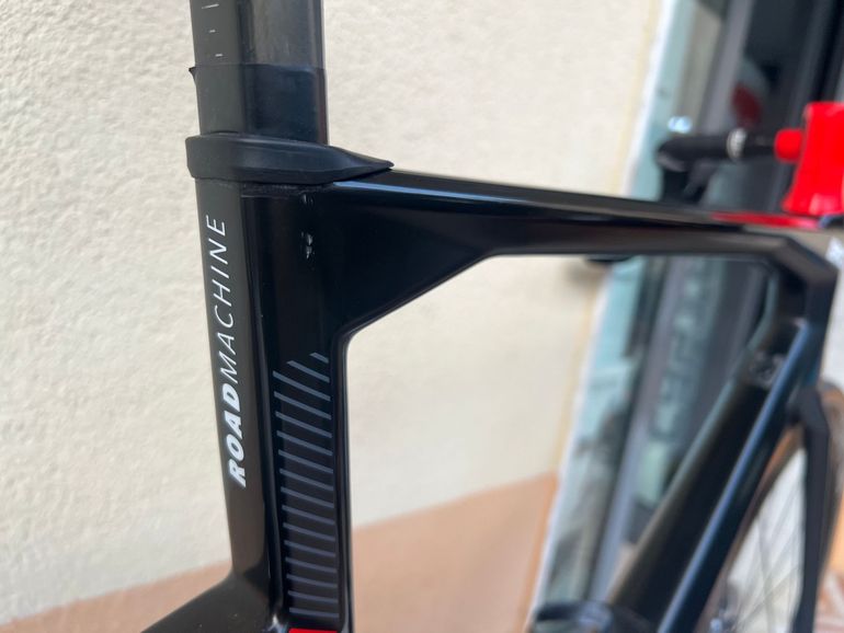 Used Bmc Roadmachine 01 2020 Road & Gravel, Black — image 8 of 13