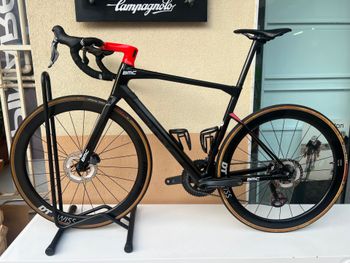Used Bmc Roadmachine 01 2020 Road & Gravel, Black — image 2 of 13