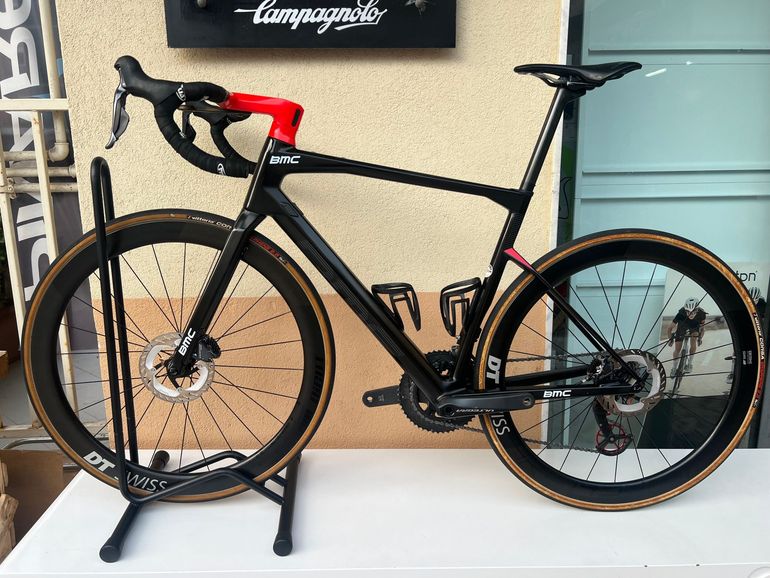 Used Bmc Roadmachine 01 2020 Road & Gravel, Black — image 2 of 13