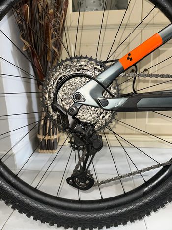 Used CUBE 170 TM 29 2021 Mountainbike, Light Gray — image 4 of 4