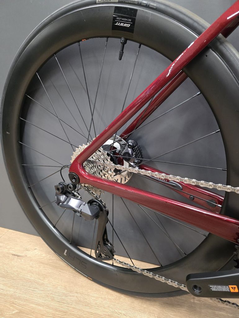 Použité Giant Propel Advanced Pro 0 2024 2024 Road & Gravel — obrázek 3 z 3