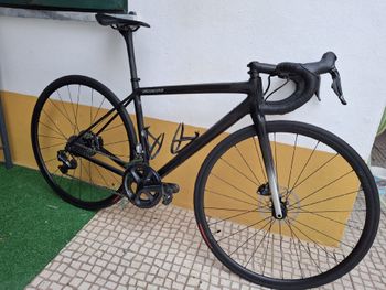 Used Specialized Aethos 105 2022 Road & Gravel, Black — image 2 of 5