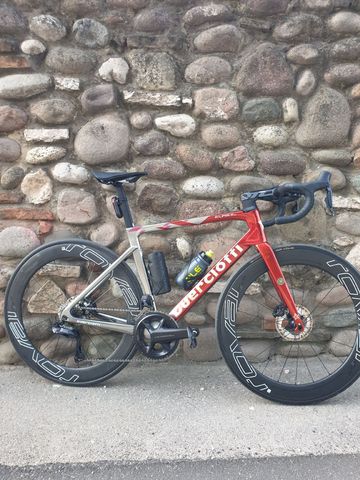 Used Guerciotti Eclipse Shimano Ultegra Di2 2024 Road & Gravel, Black — image 1 of 4