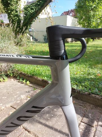 Used Canyon Ultimate CF SL 8 Disc Aero 2022 Frameset 2022 Road & Gravel, Light Gray — image 7 of 15