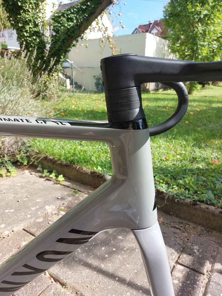 Used Canyon Ultimate CF SL 8 Disc Aero 2022 Frameset 2022 Road & Gravel, Light Gray — image 7 of 15
