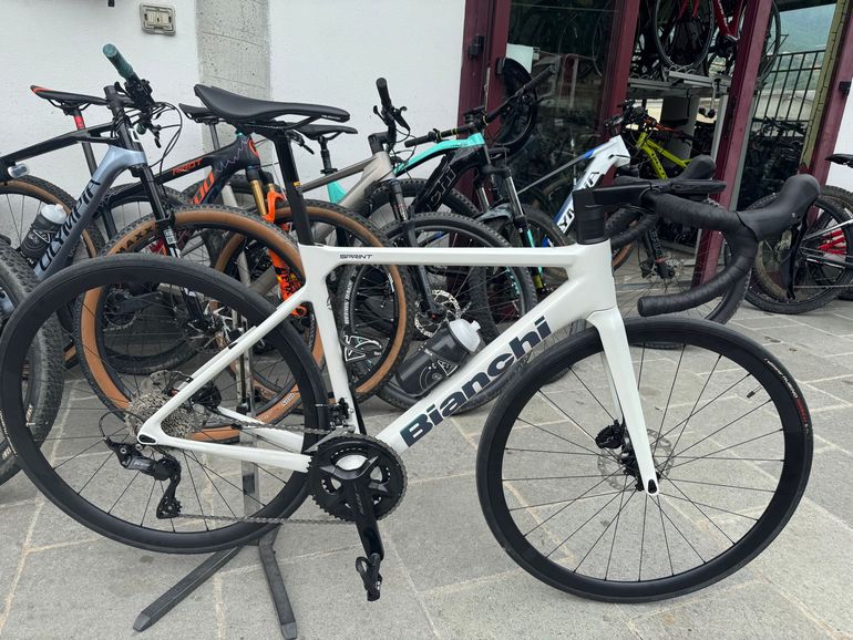 Used Bianchi Sprint 2025 Road & Gravel, White — image 3 of 3