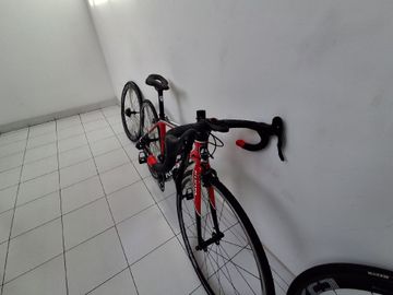 Used Cobalt Kuota Kobalt 2021 Road & Gravel, Red — image 5 of 17