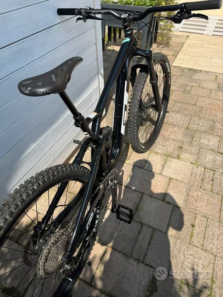 Used GT Force Shimano Deore 2022 Mountainbike, Black, 29 — image 6 of 6