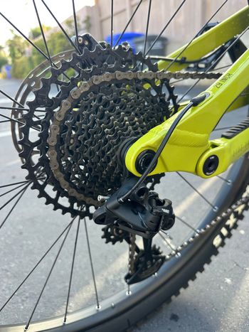 Used YT Industries Capra CORE 1 29 2023 2023 Mountainbike, Green, 29 — image 3 of 26