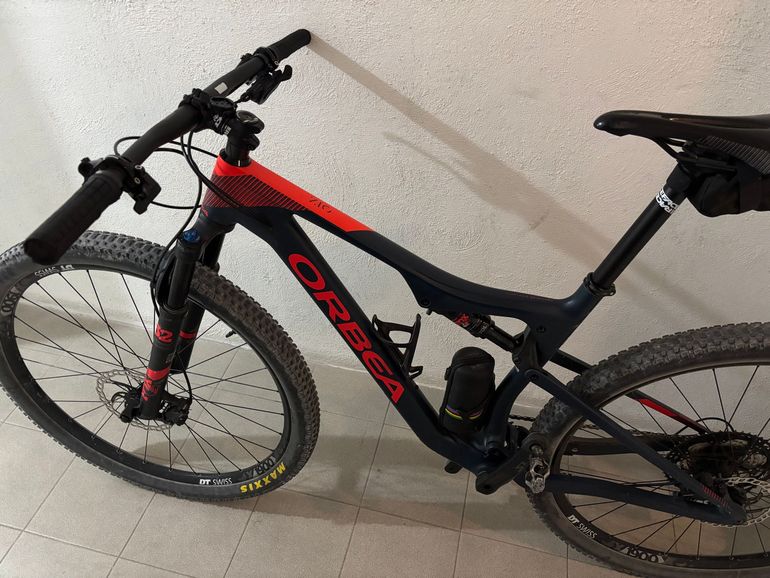 Used Orbea OIZ M30 2020 2020 Mountainbike, Red, 29 — image 2 of 3