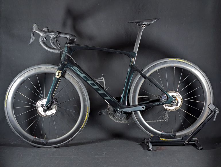 Used Scott Foil 10 2020 2020 Road & Gravel, Green — image 2 of 19