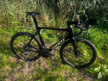 Used Giant Propel Advanced SL 0 2023 Frameset 2023 Road & Gravel, Black — image 11 of 15