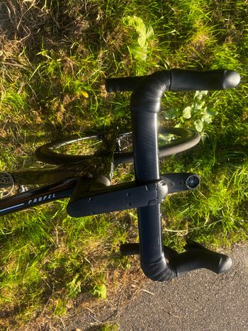 Used Giant Propel Advanced SL 0 2023 Frameset 2023 Road & Gravel, Black — image 15 of 15