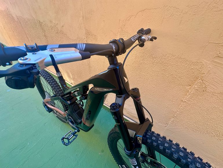 Used Haibike Haibike Hybe CF11 2025 Mountainbike, Black — image 2 of 10