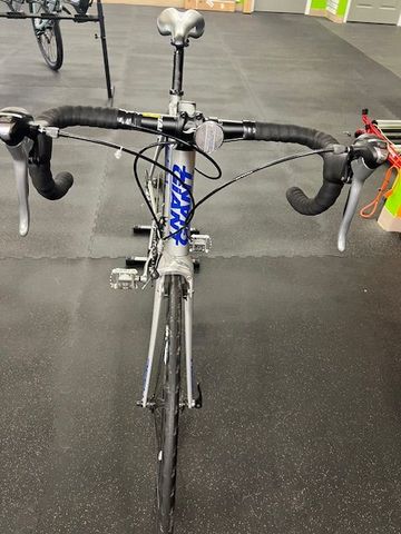 Used Giant 2013 Defy 2 2013 Road & Gravel, Light Gray — image 13 of 13