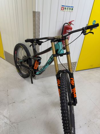 Used Norco Aurum C7.1 2017 2017 Mountainbike, Blue, 27.5 — image 9 of 9