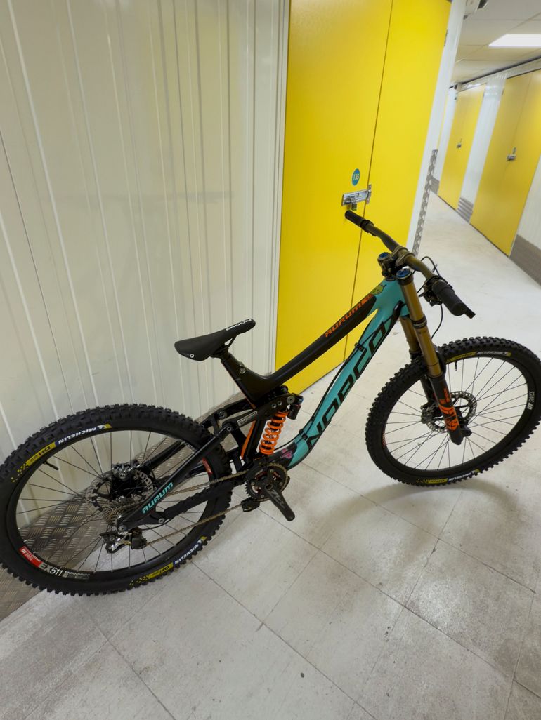 Used Norco Aurum C7.1 2017 2017 Mountainbike, Blue, 27.5 — image 6 of 9