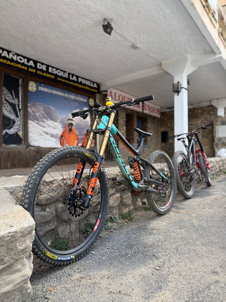 Used Norco Aurum C7.1 2017 2017 Mountainbike, Blue, 27.5 — image 2 of 9