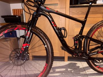 Used Giant Anthem Advanced Pro 29 1 2018 2018 Mountainbike, Red, 29 — image 2 of 7
