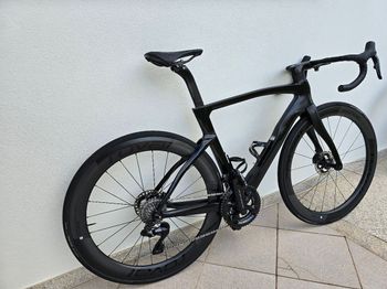 Pinarello, Dogma F Disc Dura-Ace Di2 Bike w/Power Meter and DT Swiss ARC 1400 50 Wheels 2021