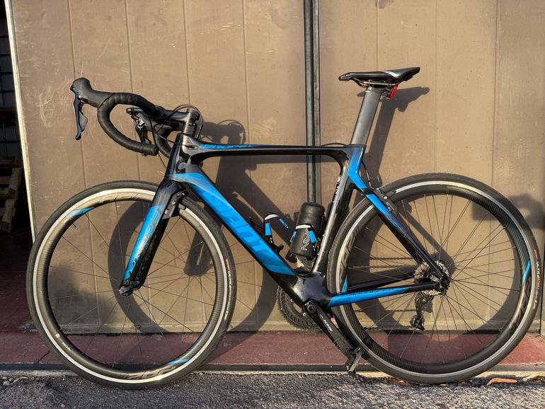 Used Giant Propel Shimano 105 2019 Road & Gravel, Black — image 2 of 7