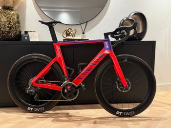 Used Canyon Aeroad CF SLX 7 Disc eTap 2023 2023 Road & Gravel