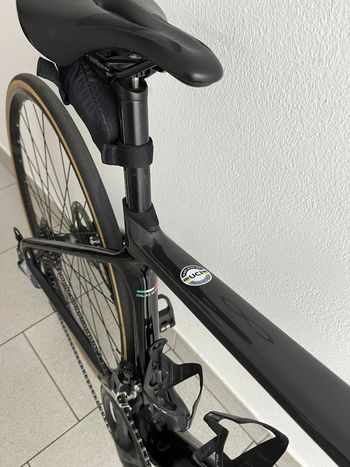 Used Bianchi Infinito XE 2022 Road & Gravel, Black — image 5 of 6