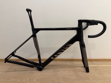 Used Canyon Endurace CFR AXS 2024 Frameset 2024 Road & Gravel, Black — image 2 of 5