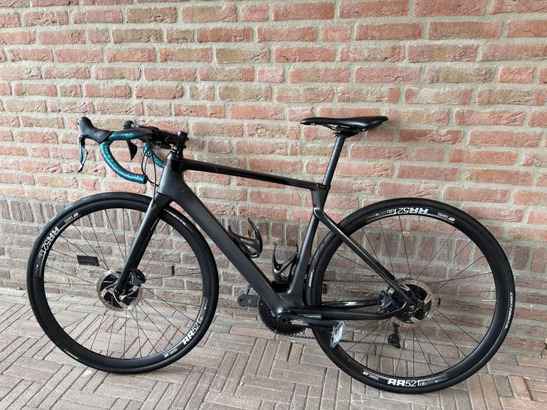 Used CUBE AGREE C:62 SLT Disc 2018 2018 Road & Gravel, Black — image 2 of 6