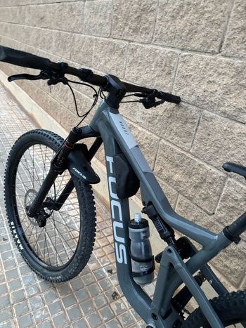 Used Focus Thron 6.8 2021 2021 Mountainbike, Light Gray, 29 — image 5 of 5