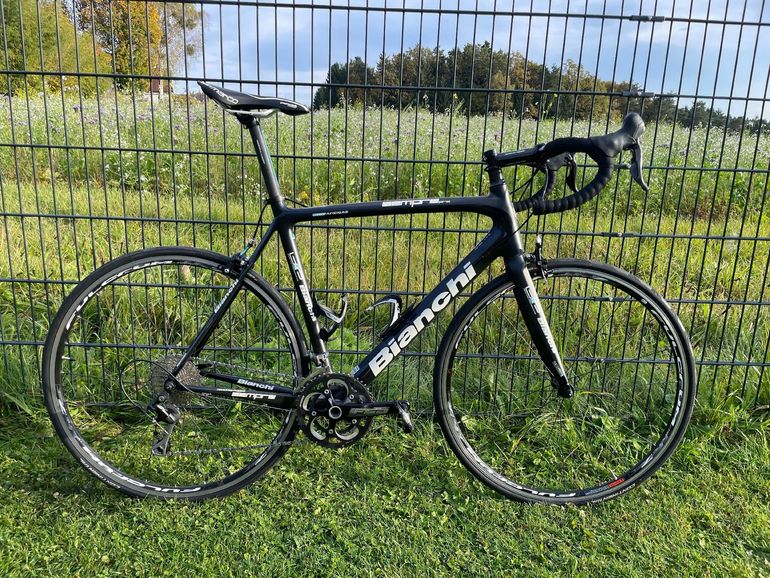 Used Bianchi Sempre Pro Ultegra 2013 2013 Road & Gravel, Black — image 1 of 6