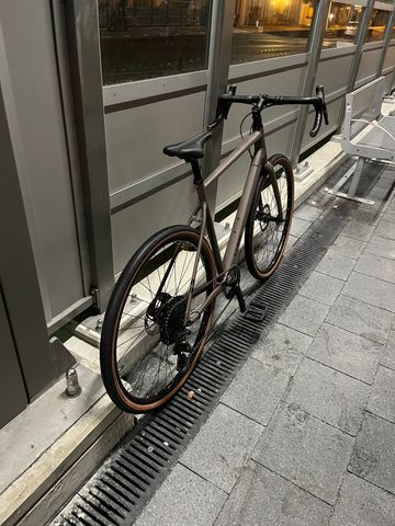 Käytetty CUBE NUROAD ONE 2025 2025 Road & Gravel — kuva 4 / 4
