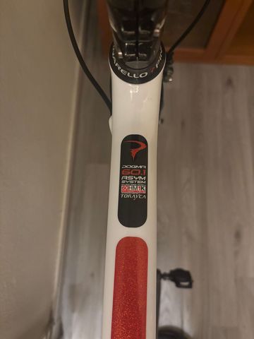 Used Pinarello Dogma 2 2013 Road & Gravel, Black — image 5 of 17