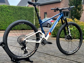 Used Berria Mako Pro Flight Attandent 2025 MTB