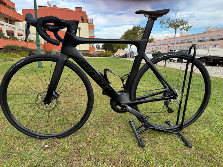 Used Giant Propel, Advanced Disc 1 2021 2021 Road & Gravel, Black — image 2 of 13