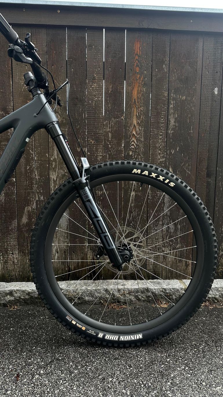 Used Santa Cruz Megatower CC 2022 Mountainbike, Black — image 4 of 7