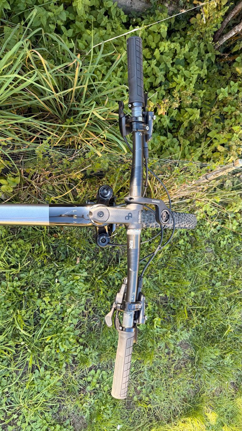 Used Orbea ALMA M50 2022 2022 Mountainbike, Black, 29 — image 7 of 8