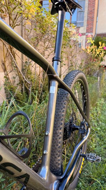 Used Orbea ALMA M50 2022 2022 Mountainbike, Black, 29 — image 6 of 8