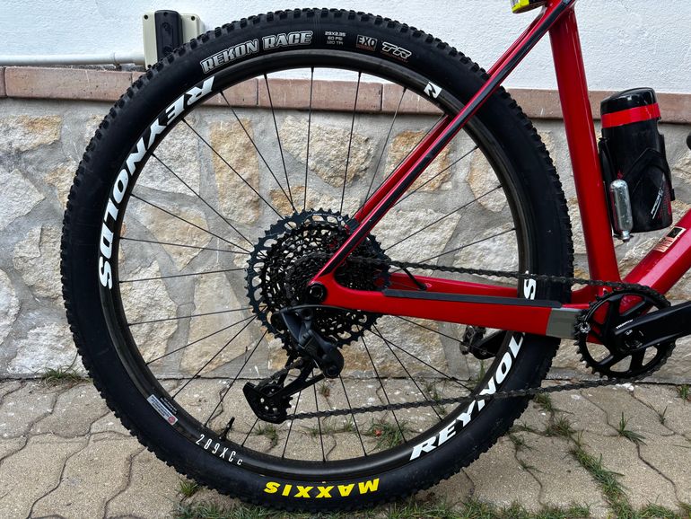 Used Canyon Exceed CF 7 2021 2021 Mountainbike, Red, 29 — image 3 of 7