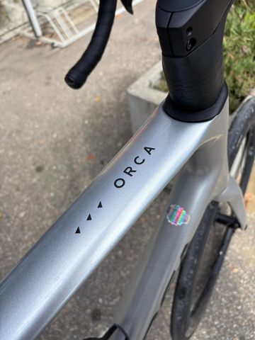 Used Orbea ORCA M20iTEAM 2024 2024 Road & Gravel, Light Gray — image 5 of 7