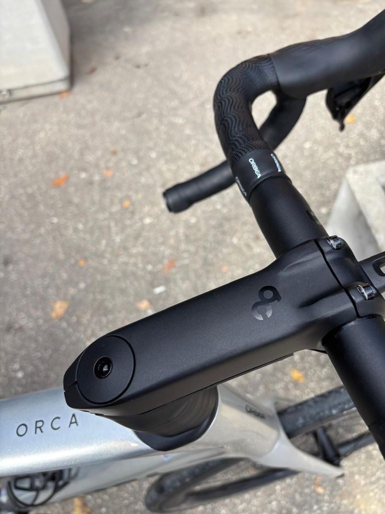 Used Orbea ORCA M20iTEAM 2024 2024 Road & Gravel, Light Gray — image 6 of 7