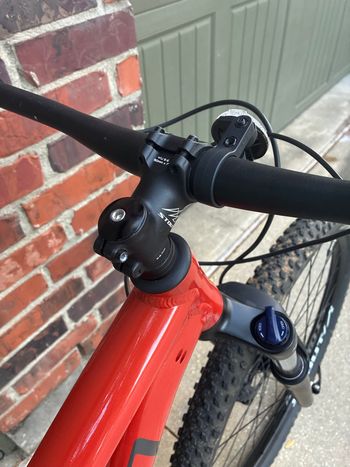 Used Specialized Rockhopper Comp 29 2023 2023 Mountainbike, Red, 29 — image 6 of 7