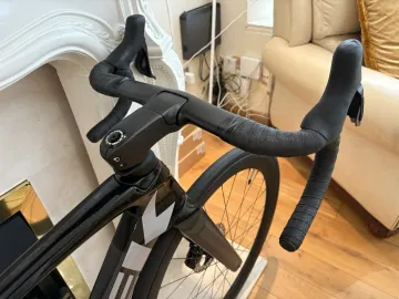 Used Trek Madone SL 7 2023 2023 Road & Gravel, Black — image 8 of 9