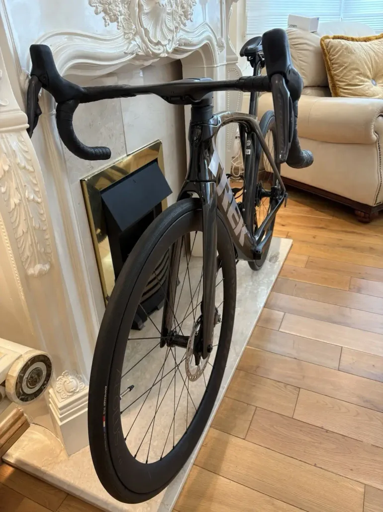 Used Trek Madone SL 7 2023 2023 Road & Gravel, Black — image 2 of 9