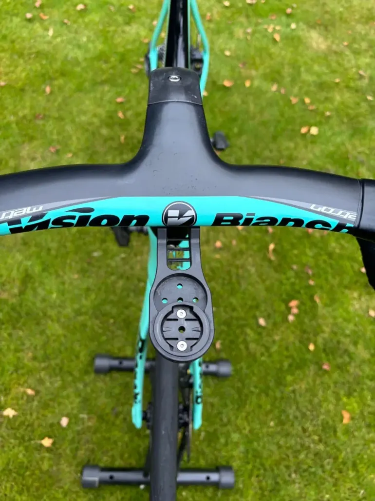 Used Bianchi Oltre XR4 Super Record 2019 2019 Road & Gravel, Blue — image 15 of 16